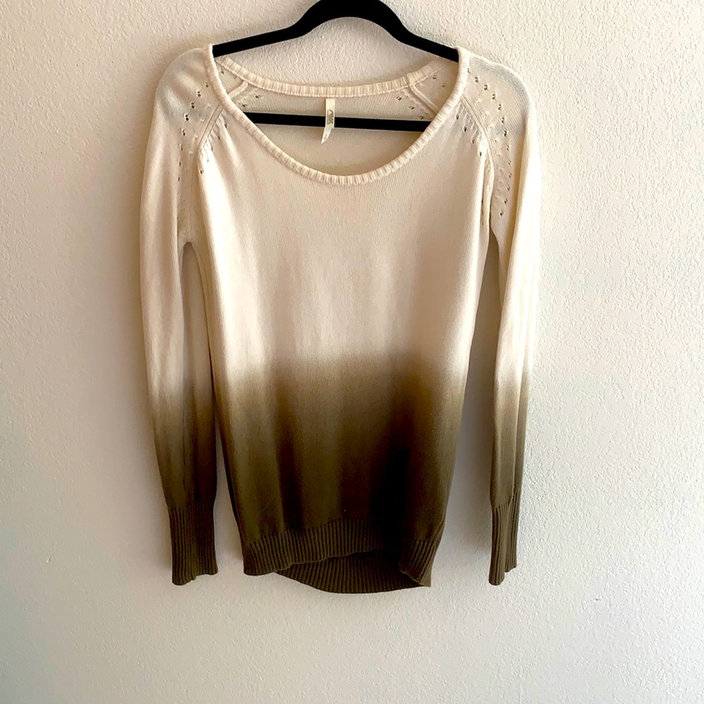 Mountain Khakis ombré sweatshirt ( 3 for $25)